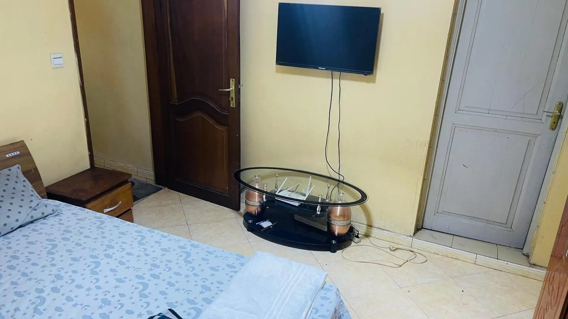Stay With Sonu Dakar 0*,  Senegal
